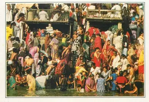 Postcard USA India Benares ethnic types and scenes on the banks of the Ganges