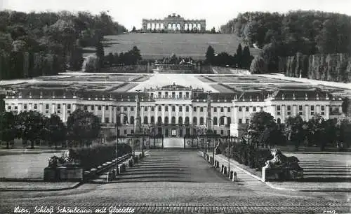 Postcard Austria Wien Schloss Schonbrunn mit Gloriette