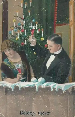 Couple cheers Newa Year champagne greetings 1917 postcard Hungary