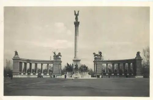Budapest millenium column 1935 royalty stamps