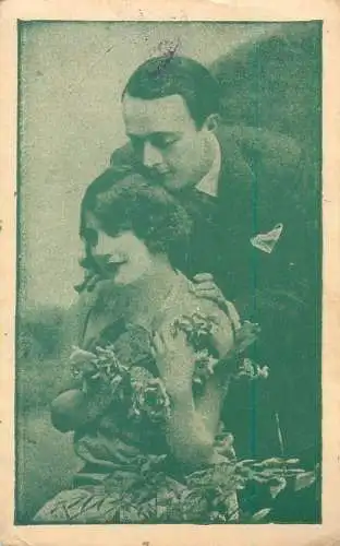 Couples postcard Romania joy romance love elegance amour