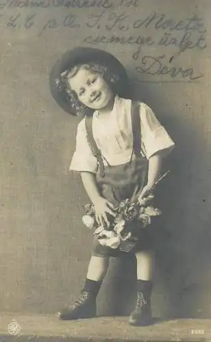 Lovely girl 1911 postcard fille fleurs