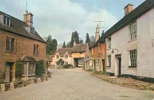 Castle Combe old cottages