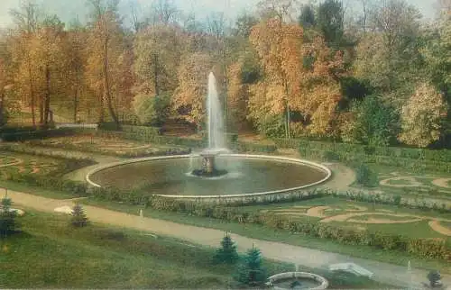 Russia postcard Petrodvorets The Great fountain