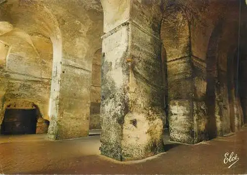 Postcard France Saint-Emilion eglise monolithe ou souterraine