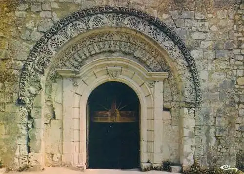 Postcard France Vertheuil Abbey St Pierre Roman portal detail view