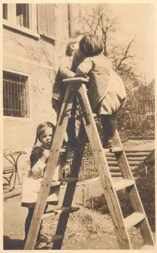 Kinderleben im Mutter und Sauglingsheim Zurich 1935