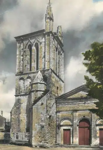 Postcard France Meschers-sur-Gironde l'eglise