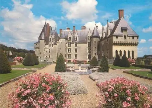 Castle postcard Langeais Donjon et fortified castle