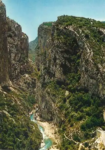 Post card France Gorges du Verdon le Point Sublime paysage pittoresque de montagne