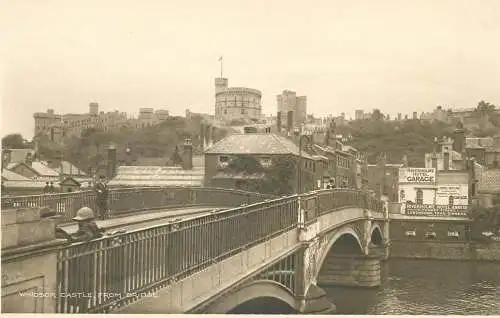 Windsor castle from bridge