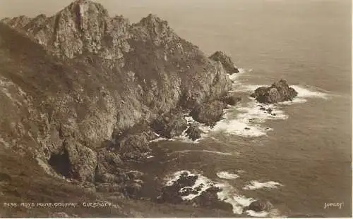 Guernsey Moye Point Gouffre