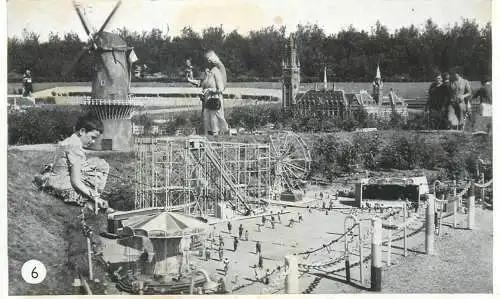 Netherlands The Hague (Den Haag) THEME PARC MADURODAM HOLLAND VILLE MINIATURE pictorial card