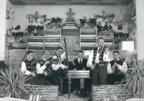 Friedstadt RUST Hotel restaurant Sifkovits folklore music band
