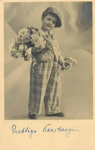 Postcard Netherlands children portraits elegant young boy adult like gentleman roses bouquet