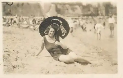 Broadstairs beach life social history photo postcard c.1929