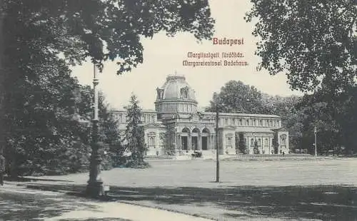 Europe Hungary Budapest Margareteninsel Badehaus postcard