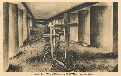 Military Verdun memorial Great War WW1 monument de la Tranchee des Baionnettes postcard