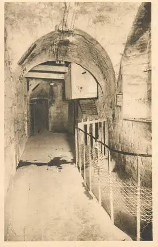 Military Fort de Vaux WW1 escalier conduisant aux citernes postcard