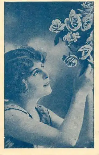 Romania carta postala glamour woman & rose