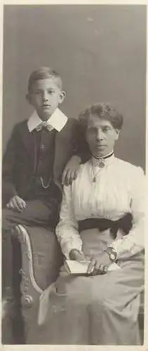 souvenir photo Postcard mother and son