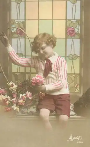 Enfants Suzy Postcard lovely boy with roses flower basket