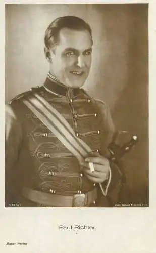 Actor card Paul Richter uniform 1919 smile joy portrait beauty gaze elegance postcard