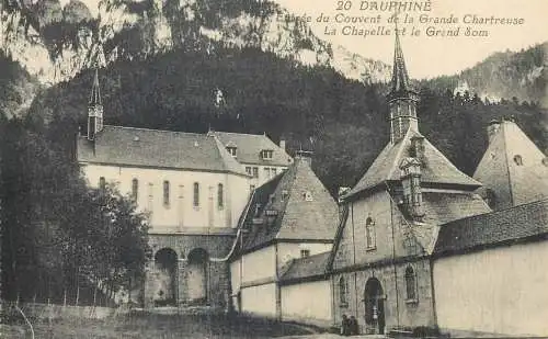 Postcard France Dauphine Couvent de la Grande-Chartreuse Chapelle et le Grand Som