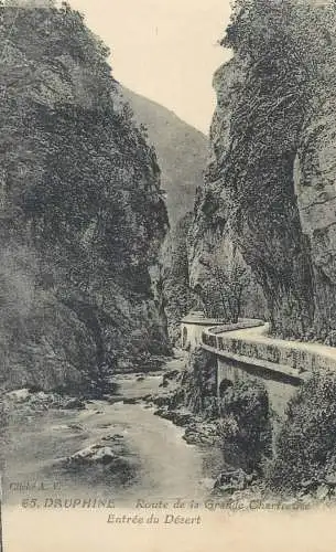 Postcard France Dauphine route Grande-Chartreuse et l'Entree du Desert