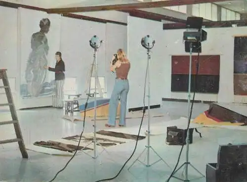 A5555 Museo Nacional de Bellas Artes setting up the exhibition Swedish Textile Art Ulla Schumaker-Percy