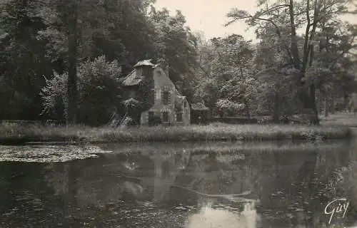 A5238 France Versailles Hameau du Petit Trianon L'Etang ou grand lac