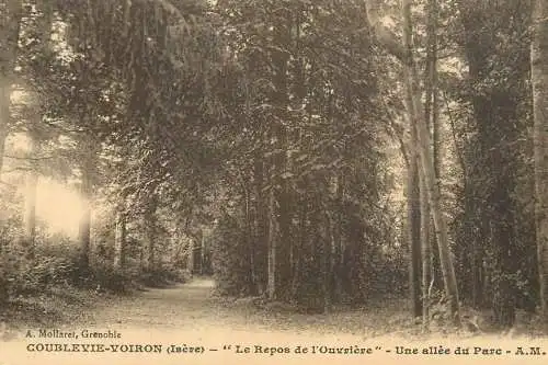 A5170 France Coublevie-Voiron (Isere) Repos de l'Ouvriere une allee du parc