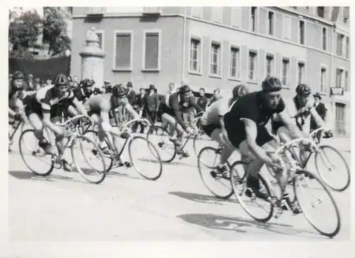 A0074 Sports Cycling Swiss cyclists photographic postcard