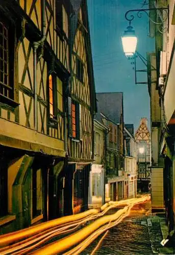 A5079 France Bourges (Cher) Rue Cursalon vue de nuit