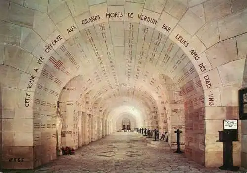 A5077 France Verdun l'Ossuaire de Douaumont Le  Cloitre