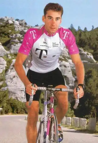 A5066 Michel Lafis professional bicycle rider