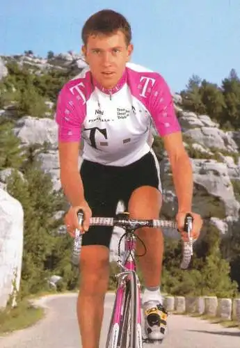 A5066 Georg Totschnig professional bicycle rider