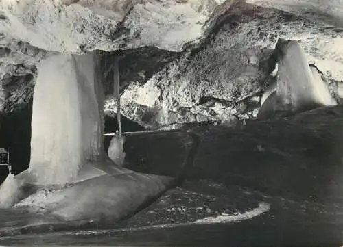 A5062 Slovenia Dobinska Ice Cave