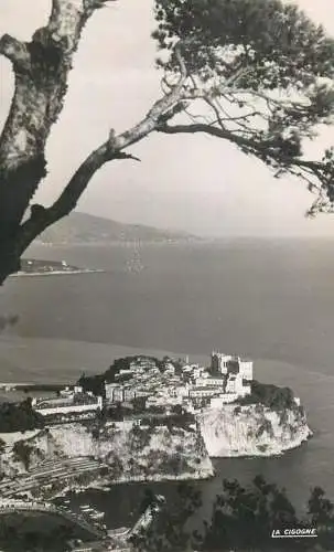 A5037 Monaco Rocher et vue sur l'Italie