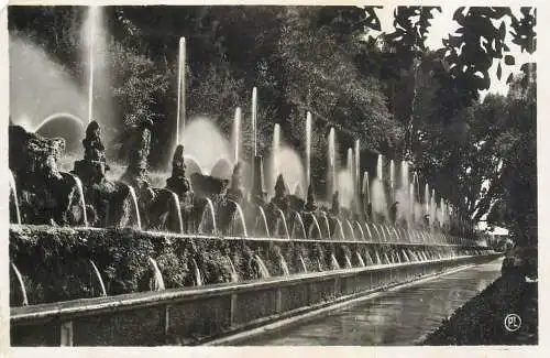 A5034 Italy Tivoli Villa d'Este Viale delle cento fontane