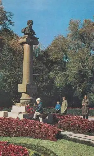 A5033 Moldova Republic Chisinau Monument to A.S Pushkin