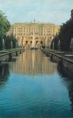 Russia Sankt Petersburg Pedrovoret fountain grand palace