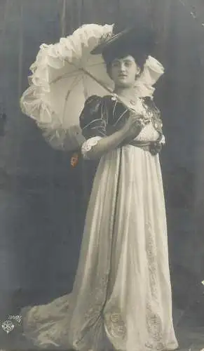A5172 Photographic postcard fashion elegant fancy glamor lady with umbrella