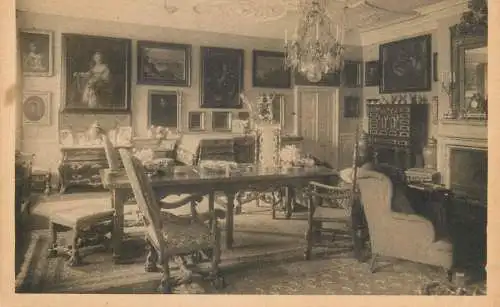 A5129 Victorian interior old postcard