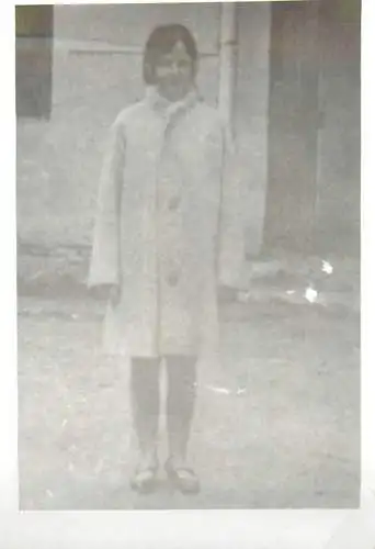 Anonymous persons young lady souvenir photo Romania