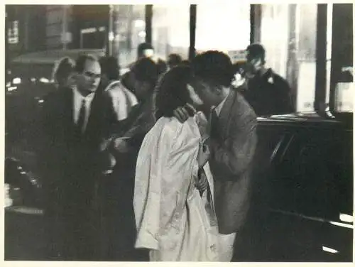 A5716 Christian Coigny - Le Baiser