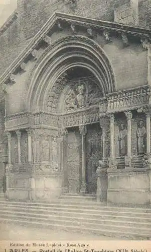 A5764 France Arles eglise St-Trophime portail