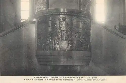 A5764 France LA GARNACHE eglise cuve de la chaire