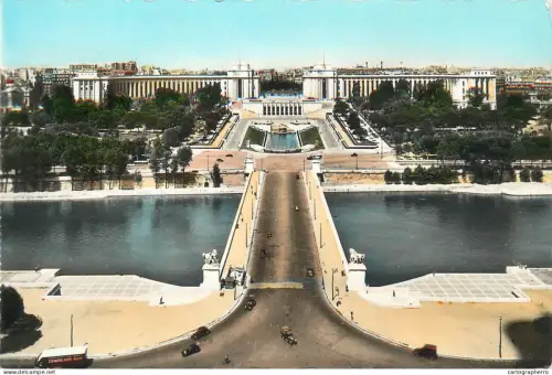 A5808 France Paris Trocadero gardens cpsm