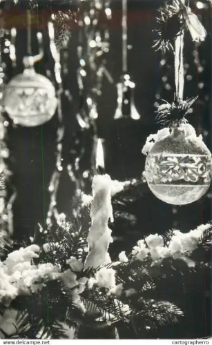 A5301 Holidays and celebrations greetings Christmas globes and candle decorated fir tree detail aspect